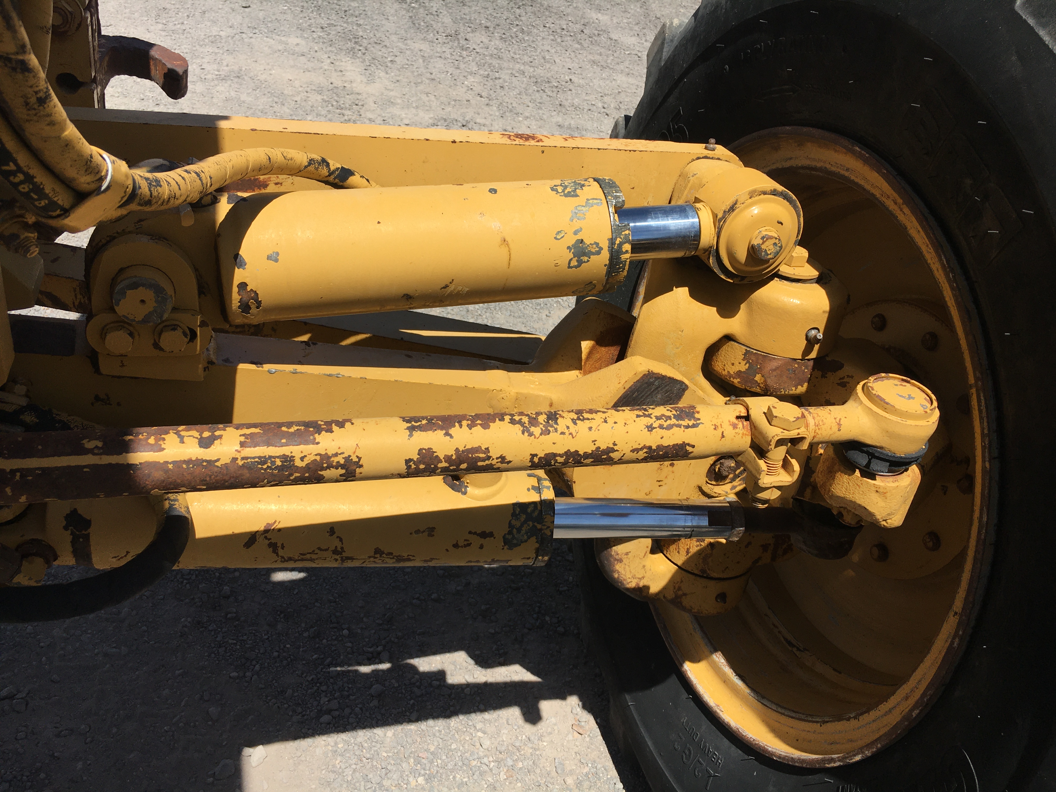 ./imagenes/INVOICE/2019/16019/MOTOCONFORMADORA CAT_140H (23).JPG